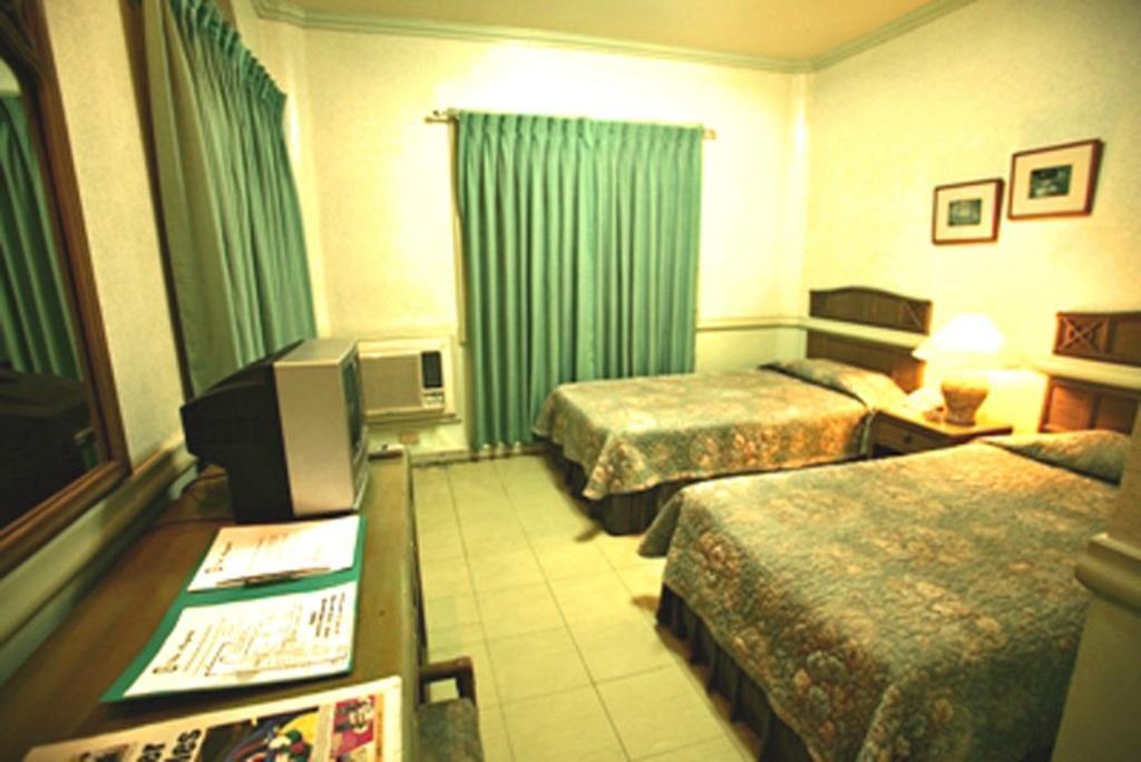Villa Margarita Hotel Davao City Værelse billede