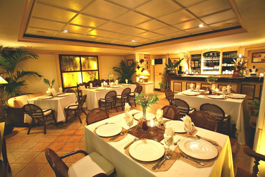 Villa Margarita Hotel Davao City Eksteriør billede